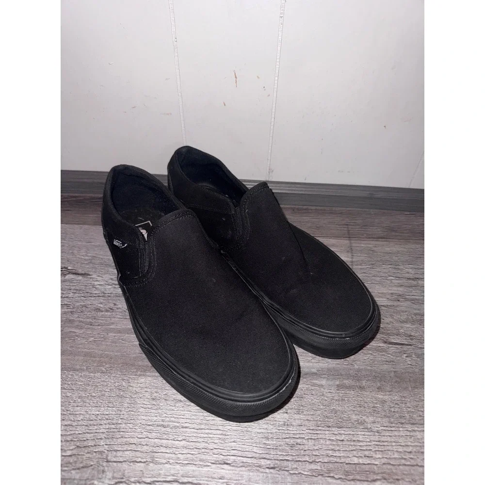 Vans Classic Slip-On Triple Black Canvas Sneakers Womens 9.5 Low Top Skate Shoes